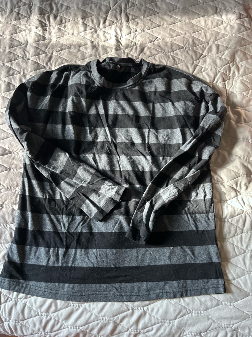 Striped Long-Sleeve Tee in Black and Gray